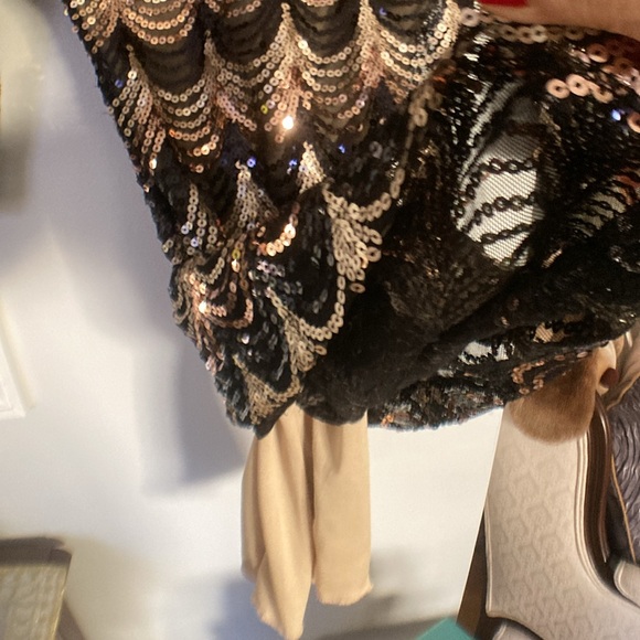 Gorgeous bodycone  evening party/formal dress. - Picture 5 of 7